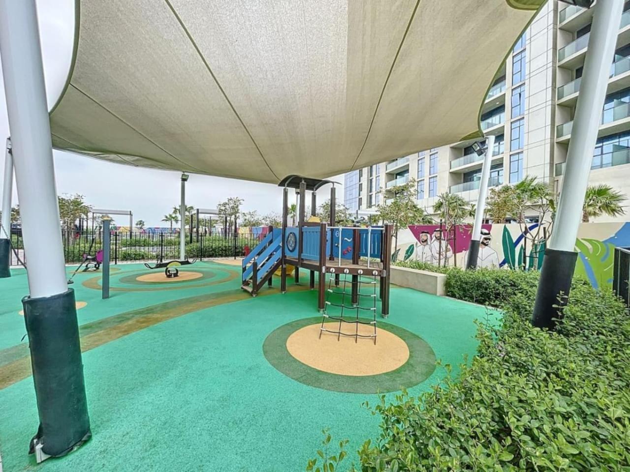 Aykon - Elegant Two Bedroom In Business Bay *